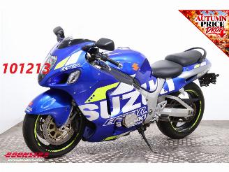 krockskadad bil motor Suzuki  GSX 1300R Hayabusa Micron Exhaust 35.976 km! 2000/6