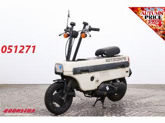 begagnad bil bromfiets Honda  Motocompo 1982/7