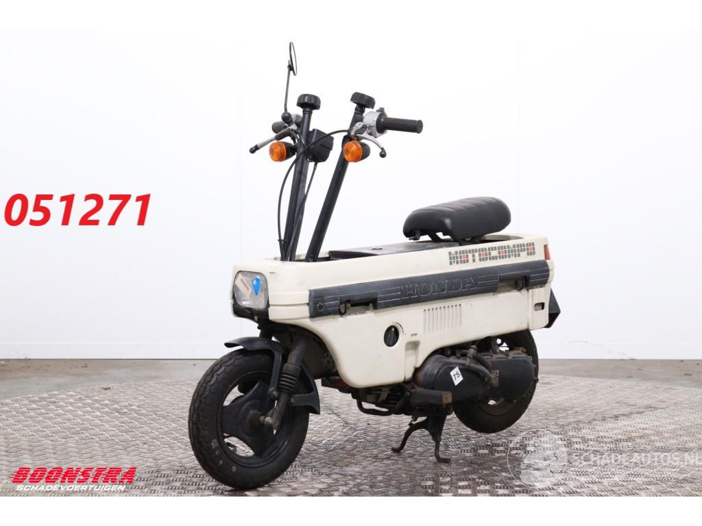 Honda  Motocompo