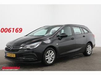Ocazii autoturisme Opel Astra Sports Tourer 1.0 Online Edition Navi Airco Cruise PDC AHK 2017/10
