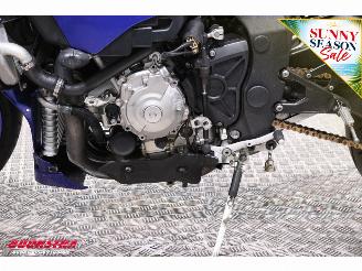 Yamaha  R1 ABS LED Arrow picture 11
