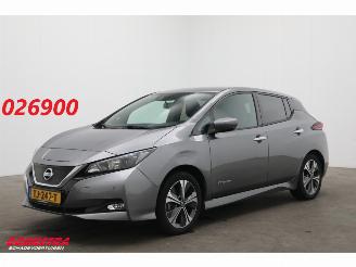 Damaged car Nissan Leaf N-Connecta 40 kWh ACC Clima Navi SHZ Camera 360° PDC 64.967 km! 2018/8