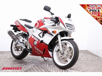 Yamaha FZR 400 RR picture 2
