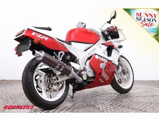 Yamaha FZR 400 RR picture 3