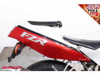 Yamaha FZR 400 RR picture 9