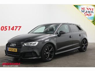 Unfallwagen Audi A3 Sportback 30 TFSI S Line Edition 5-drs Cruise Clima Navi PDC 2020/1