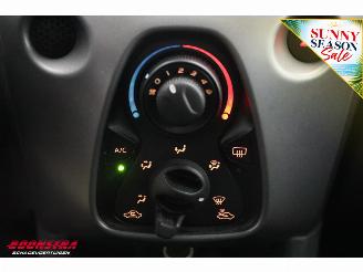 Toyota Aygo 1.0 VVT-i x-play 5-drs Airco Cruise Camera Bluetooth picture 31