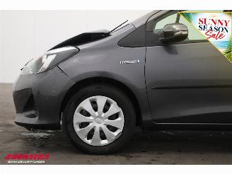 Toyota Yaris 1.5 Full Hybrid Aspiration 5-drs Cruise Clima Bluetooth Camera picture 12