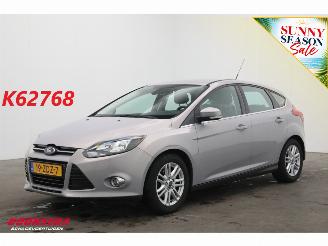 Unfallwagen Ford Focus 1.0 EcoBoost Titanium Clima Cruise Navi PDC AHK 2012/10