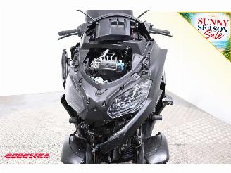Piaggio  MP3 530 HPE Exclusive Cruise Bluetooth Camera 4.372 km! picture 13