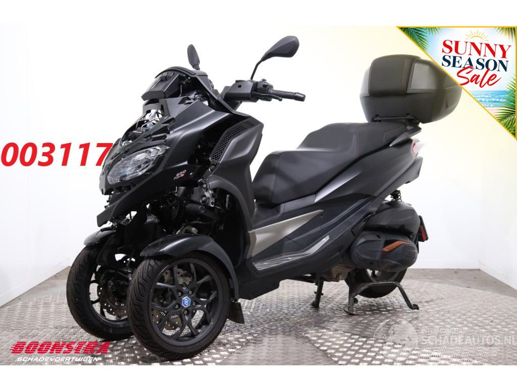 Piaggio  MP3 530 HPE Exclusive Cruise Bluetooth Camera 4.372 km!