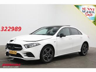 Vaurioauto  passenger cars Mercedes A-klasse 250 e AMG Limited Pano Navi SHZ PDC AHK 2021/7