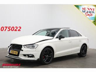 Vaurioauto  passenger cars Audi A3 Limousine 1.6 TDI Ambiente Pro Line Plus Schuif/kantel Clima Cruise Navi PDC 2014/11