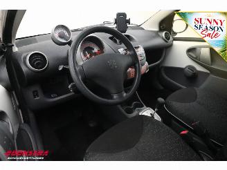 Peugeot 107 1.0-12V AUT Millesim 200 5-drs Cruise Airco 51.588 km! picture 18