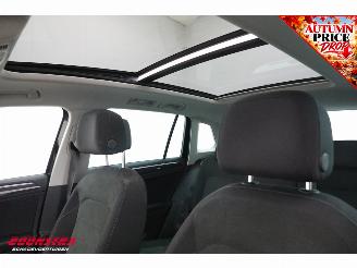 Volkswagen Tiguan 2.0 TSI DSG 4Motion Pano Schuif/kantel ACC Clima Navi SHZ Apple/Android Camera PDC picture 19