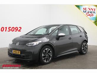 Schadeauto Volkswagen ID.3 First 58 kWh ACC Navi Clima Apple/Android SHZ Camera PDC 2020/10