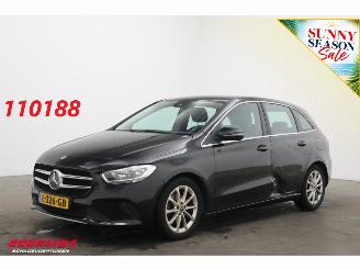 Voiture accidenté Mercedes B-klasse 180d Premium Plus Cruise Clima Navi SHZ Camera PDC 2020/1