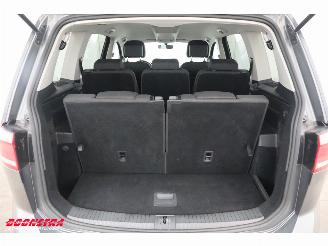 Volkswagen Touran 1.0 TSI Comfortline 7p ACC Navi Clima Camera PDC AHK picture 21