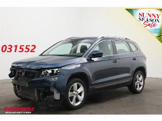 Voiture accidenté Skoda Karoq 1.5 TSI ACT Ambition Business Cruise Clima Navi Camera PDC AHK 2019/3