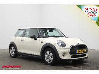 Mini One 1.5 3-drs Cruise Navi Bluetooth LMV picture 2