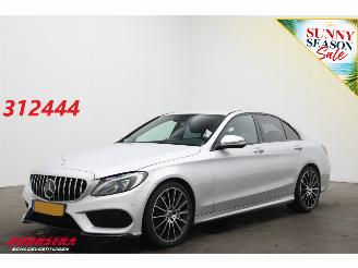 Coche accidentado Mercedes C-klasse 300 Prestige AMG ACC Navi Clima Leder SHZ Camera PDC Bluetooth 2017/8