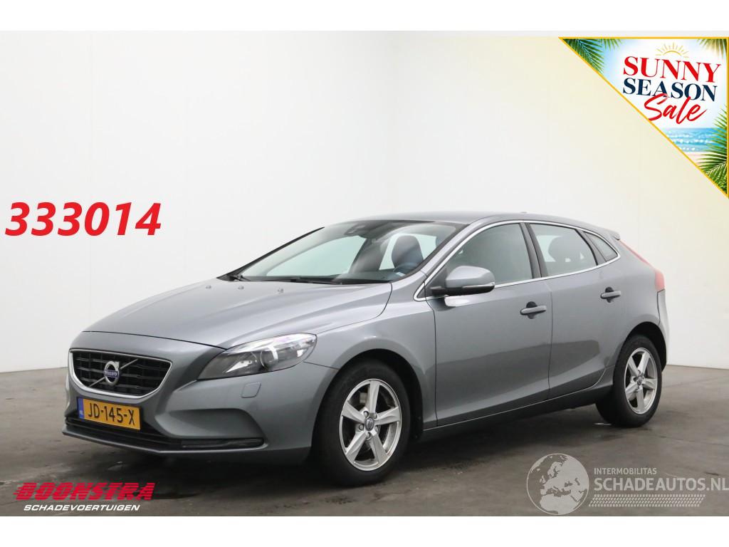 Volvo V-40 2.0 T2 Nordic+ Cruise Clima Navi Bluetooth SHZ PDC