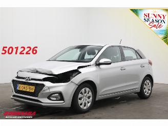 uszkodzony samochody osobowe Hyundai I-20 1.0 T-GDI Comfort Cruise SHZ LrHZ Airco Camera PDC Bluetooth 2018/12