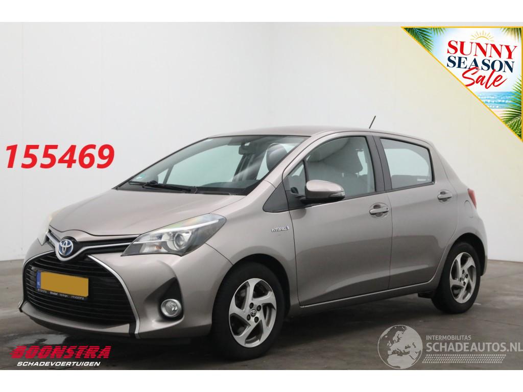 Toyota Yaris 1.5 Hybrid Comfort Navi Clima Camera 135.113 km!