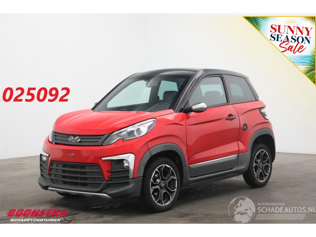 Ligier JS60 Chic Airco Leder Bluetooth DAB LMV