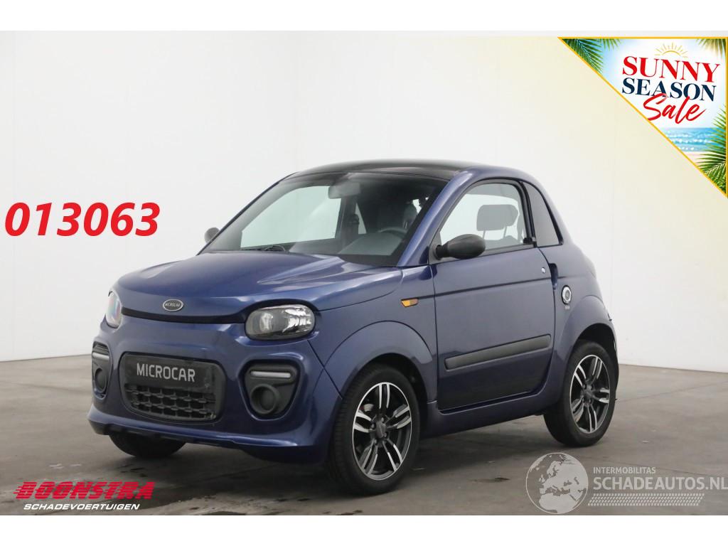 Microcar Dué Initial Bluetooth LMV
