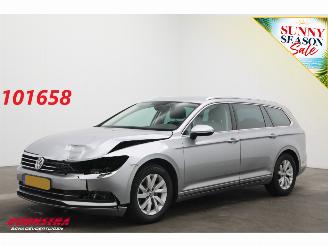 Coche accidentado Volkswagen Passat Variant 2.0 TDI DSG Comfortline LED ACC Navi Clima PDC AHK 2019/5