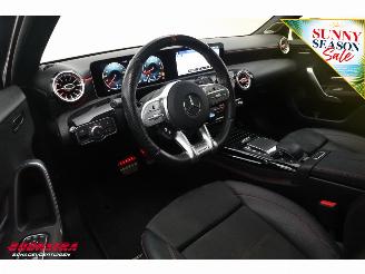 Mercedes A-klasse AMG 35 4MATIC Pano LED ACC Burmester Camera SHZ 53.549 km! picture 17