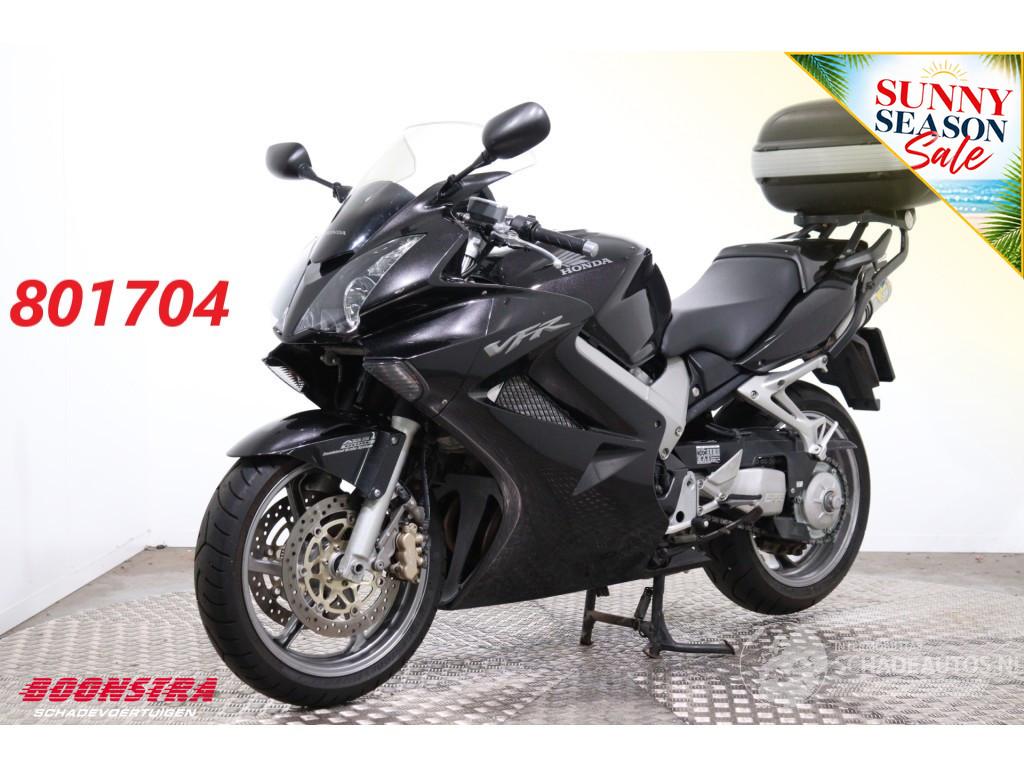 Honda VFR 800FI ABS Leo Vince Apple/Android 15.949 km!