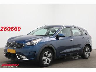 Tweedehands auto Kia Niro 1.6 GDi Hybrid DynamicLine Navi Clima Cruise Camera PDC 2019/4