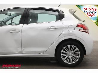Peugeot 208 1.6 BlueHDi Allure Navi Clima Cruise Apple/Android Camera PDC picture 6