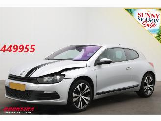 Schadeauto Volkswagen Scirocco 1.4 TSI Highline Plus Cruise Clima Apple/Android Bluetooth 2010/6