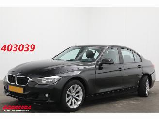 Avarii autoturisme BMW 3-serie 320i AUT Executive Navi Cruise Clima PDC AHK 152.512 km! 2012/6