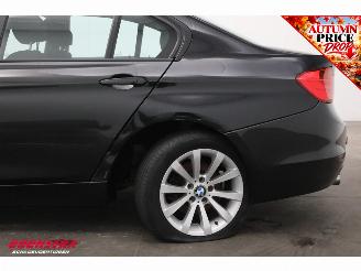 BMW 3-serie 320i AUT Executive Navi Cruise Clima PDC AHK 152.512 km! picture 6