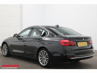 BMW 3-serie 318i Aut. Luxury Cruise Navi Clima Leder SHZ PDC picture 4