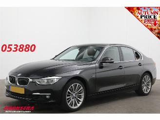 Coche accidentado BMW 3-serie 318i Aut. Luxury Cruise Navi Clima Leder SHZ PDC 2017/4