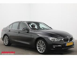 BMW 3-serie 318i Aut. Luxury Cruise Navi Clima Leder SHZ PDC picture 2