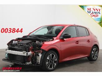 skadebil auto Peugeot e-208 EV Allure Avantage 51 kWh Cruise Navi Clima Apple/Android Camera PDC 2025/12