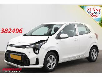 Schadeauto Kia Picanto 1.0 DPI DynamicLine 5p. ACC Navi Clima Bluetooth Camera PDC 2026/2