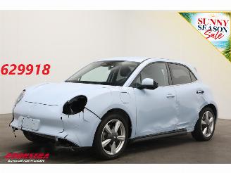 Damaged car Infiniti FX 300 LED ACC 360° Leder SHZ LRHZ 2024/12