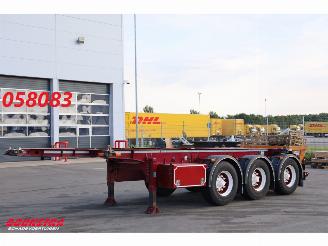 Vaurioauto  trailers LAG  O-3-CC ADR Wechsel container BY 2019 2019/4