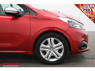 Peugeot 208 1.2 PureTech Signature Cruise Navi Apple/Android PDC Airco picture 5