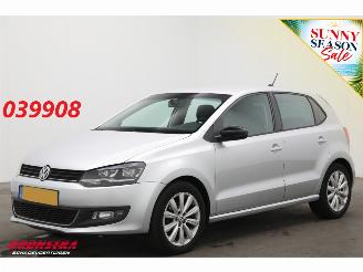 Volkswagen Polo 1.2 Easyline Clima Apple/Android picture 1