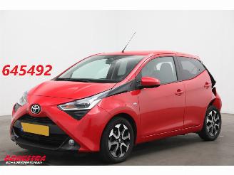Coche accidentado Toyota Aygo 1.0 VVT-i x-joy 5-drs Bluetooth Clima Cruise 63.169 km! 2021/6