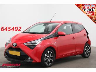 Coche accidentado Toyota Aygo 1.0 VVT-i x-joy 5-drs Bluetooth Clima Cruise 63.169 km! 2021/6