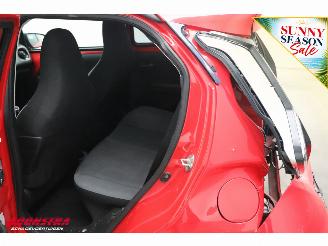 Toyota Aygo 1.0 VVT-i x-joy 5-drs Bluetooth Clima Cruise 63.169 km! picture 8